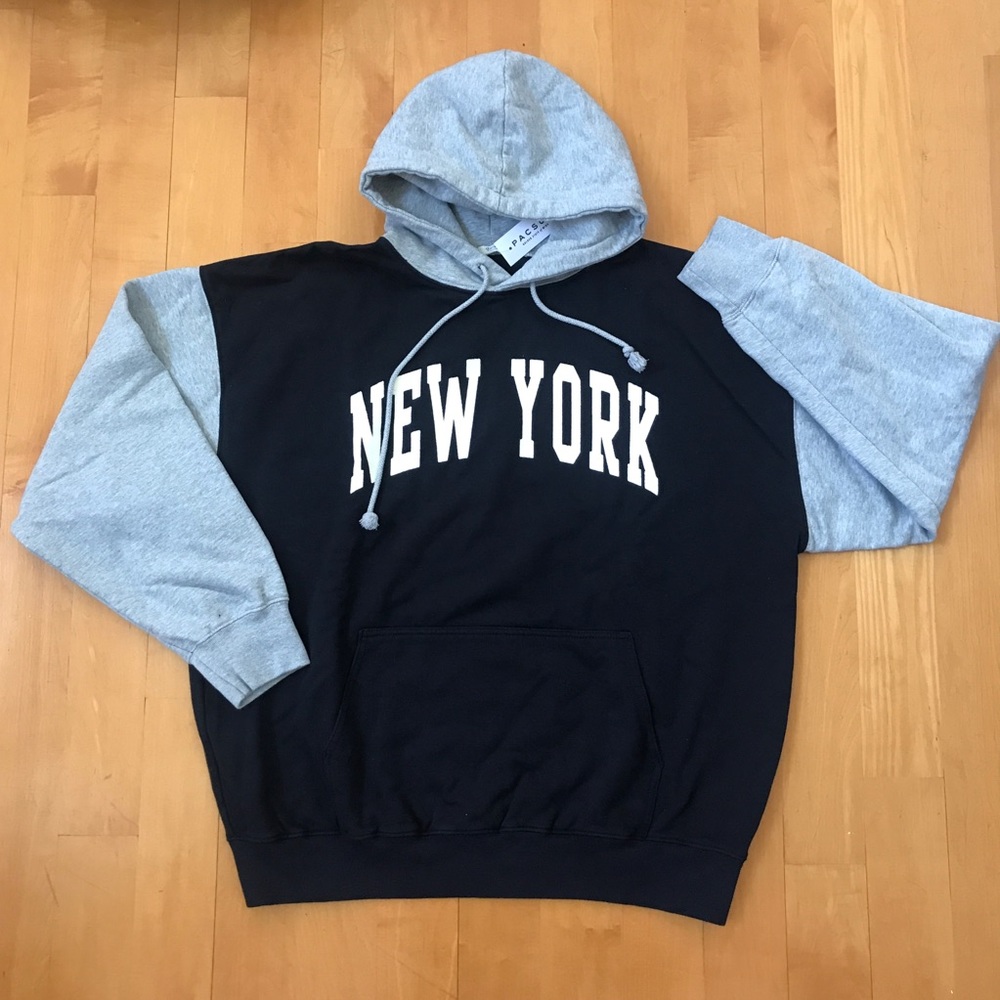 Brandy Melville New York Christy Hoodie NWT